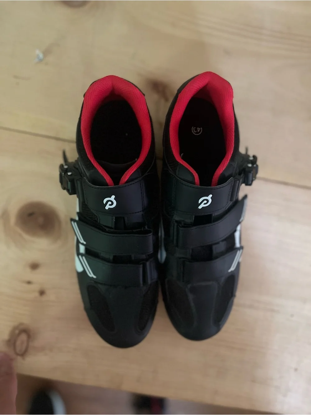 Peloton Cycling Shoes – Size EU 43 / Men’s 10 / Women’s 12 – No Cleats